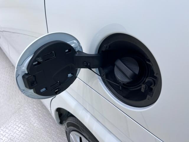 タントＸシートヒーター　左側パワースライドドア　オートライト　キーフリー　アイドリングストップ　パノラマモニター　ナビ　ドライブレコーダー　ＵＳＢ入力端子　Ｂｌｕｅｔｏｏｔｈ　ティーゼットデオプラス（岡山県）の中古車