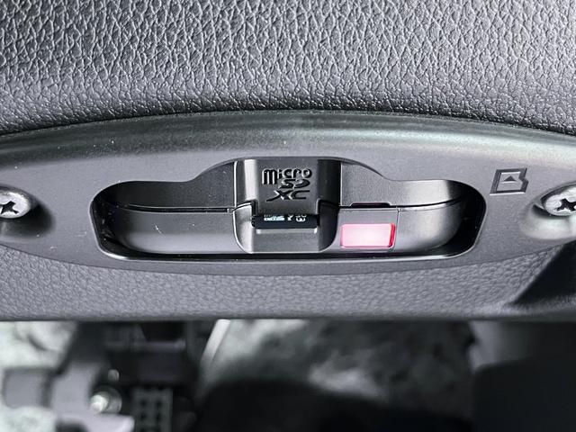 ムーヴＧパノラマモニター　１０インチナビ　ドライブレコーダー　左側パワースライドドア　ＵＳＢ入力端子　Ｂｌｕｅｔｏｏｔｈ　オートライト　キーフリー　アイドリングストップ　ティーゼットデオプラス（岡山県）の中古車