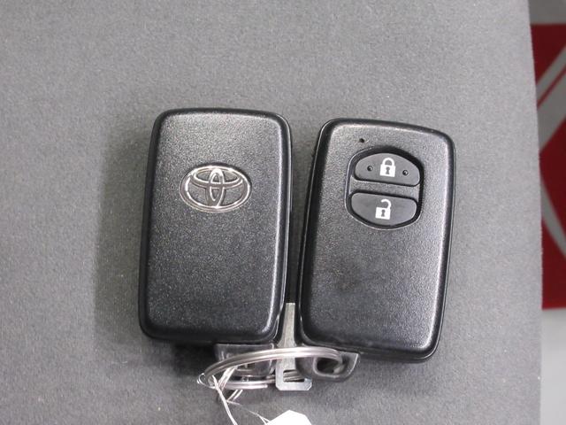 プリウスアルファSツーリングセレクションオートライト キーフリー 電動格納式ドアミラー エアコン パワーステアリング パワーウィンドウ 運転席エアバッグ ABS ティーゼットデオプラス(岡山県)の中古車