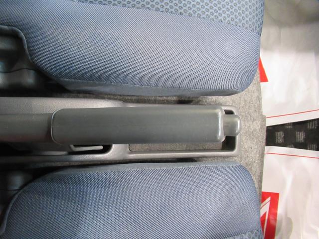 ハイゼットカーゴクルーズターボ両側スライドドア　ＭＴ５速　キーレスエントリー　電動格納式ドアミラー　エアコン　パワーステアリング　パワーウィンドウ　運転席エアバッグ　ＡＢＳ　ティーゼットデオプラス（岡山県）の中古車