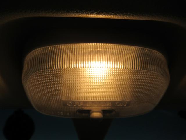 ハイゼットカーゴクルーズターボ両側スライドドア　ＭＴ５速　キーレスエントリー　電動格納式ドアミラー　エアコン　パワーステアリング　パワーウィンドウ　運転席エアバッグ　ＡＢＳ　ティーゼットデオプラス（岡山県）の中古車