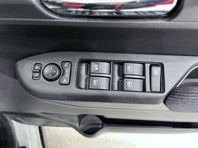 ムーヴＧパノラマモニター　１０インチナビ　ドライブレコーダー　左側パワースライドドア　ＵＳＢ入力端子　Ｂｌｕｅｔｏｏｔｈ　オートライト　キーフリー　アイドリングストップ　ティーゼットデオプラス（岡山県）の中古車