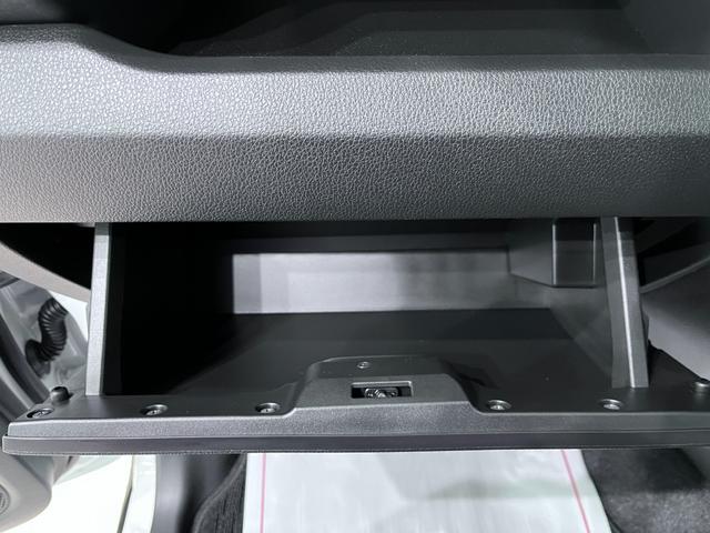 ムーヴＧパノラマモニター　１０インチナビ　ドライブレコーダー　左側パワースライドドア　ＵＳＢ入力端子　Ｂｌｕｅｔｏｏｔｈ　オートライト　キーフリー　アイドリングストップ　ティーゼットデオプラス（岡山県）の中古車