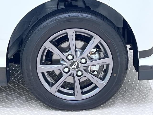 ムーヴＧパノラマモニター　１０インチナビ　ドライブレコーダー　左側パワースライドドア　ＵＳＢ入力端子　Ｂｌｕｅｔｏｏｔｈ　オートライト　キーフリー　アイドリングストップ　ティーゼットデオプラス（岡山県）の中古車