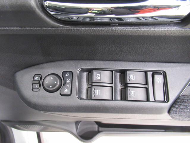 ムーヴＧパノラマモニター　１０インチナビ　ドライブレコーダー　左側パワースライドドア　ＵＳＢ入力端子　Ｂｌｕｅｔｏｏｔｈ　オートライト　キーフリー　アイドリングストップ　ティーゼットデオプラス（岡山県）の中古車