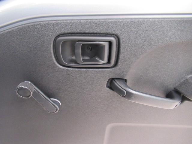 ハイゼットトラックスタンダードＡＭ／ＦＭラジオ　オートライト　アイドリングストップ　衝突被害軽減システム　レーンアシスト　オートマチックハイビーム　ティーゼットデオプラス（岡山県）の中古車