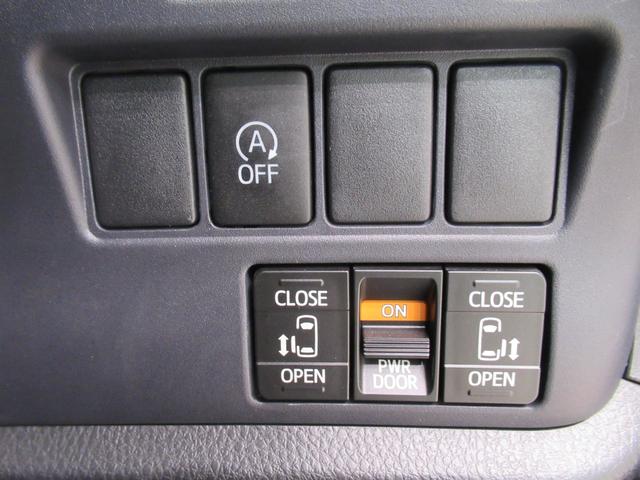 ノアＳｉ両側パワースライドドア　オートライト　キーフリー　アイドリングストップ　電動格納式ドアミラー　エアコン　パワーステアリング　パワーウィンドウ　運転席エアバッグ　ＡＢＳ　ティーゼットデオプラス（岡山県）の中古車