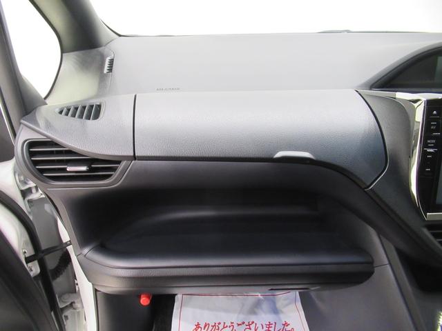 ノアＳｉ両側パワースライドドア　オートライト　キーフリー　アイドリングストップ　電動格納式ドアミラー　エアコン　パワーステアリング　パワーウィンドウ　運転席エアバッグ　ＡＢＳ　ティーゼットデオプラス（岡山県）の中古車