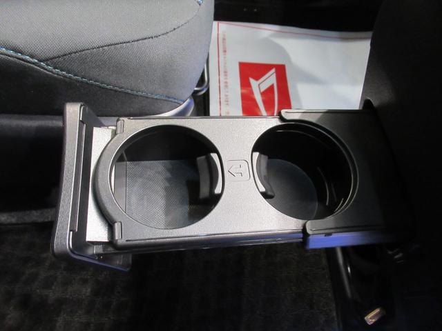 ノアＳｉ両側パワースライドドア　オートライト　キーフリー　アイドリングストップ　電動格納式ドアミラー　エアコン　パワーステアリング　パワーウィンドウ　運転席エアバッグ　ＡＢＳ　ティーゼットデオプラス（岡山県）の中古車