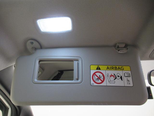 ノアＳｉ両側パワースライドドア　オートライト　キーフリー　アイドリングストップ　電動格納式ドアミラー　エアコン　パワーステアリング　パワーウィンドウ　運転席エアバッグ　ＡＢＳ　ティーゼットデオプラス（岡山県）の中古車