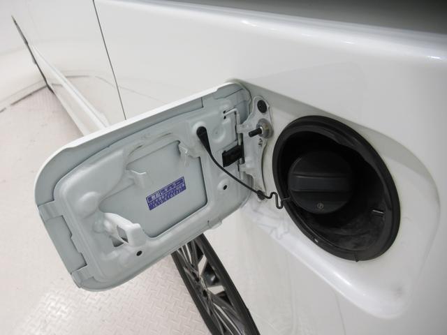 ノアＳｉ両側パワースライドドア　オートライト　キーフリー　アイドリングストップ　電動格納式ドアミラー　エアコン　パワーステアリング　パワーウィンドウ　運転席エアバッグ　ＡＢＳ　ティーゼットデオプラス（岡山県）の中古車