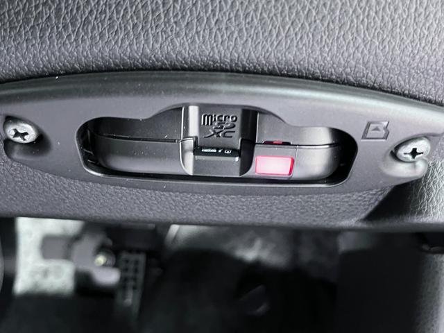 ムーヴＧパノラマモニター　１０インチナビ　ドライブレコーダー　左側パワースライドドア　ＵＳＢ入力端子　Ｂｌｕｅｔｏｏｔｈ　オートライト　キーフリー　アイドリングストップ　ティーゼットデオプラス（岡山県）の中古車