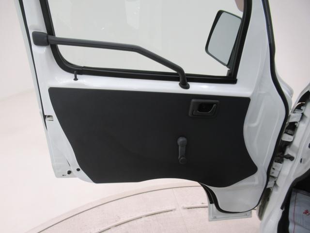 キャリイトラックＦＣエアコン・パワステ４ＷＤ　ＭＴ５速　荷台作業灯　ＡＭ／ＦＭラジオ　エアコン　パワーステアリング　ティーゼットデオプラス（岡山県）の中古車