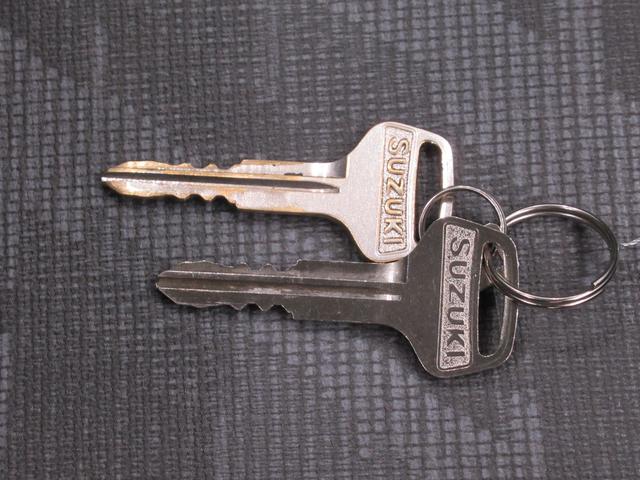 キャリイトラックＦＣエアコン・パワステ４ＷＤ　ＭＴ５速　荷台作業灯　ＡＭ／ＦＭラジオ　エアコン　パワーステアリング　ティーゼットデオプラス（岡山県）の中古車