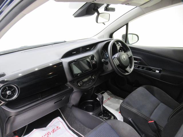 ヴィッツハイブリッドＦ　セーフティーエディションオートライト　キーフリー　電動格納式ドアミラー　エアコン　パワーステアリング　パワーウィンドウ　運転席エアバッグ　ＡＢＳ　ティーゼットデオプラス（岡山県）の中古車