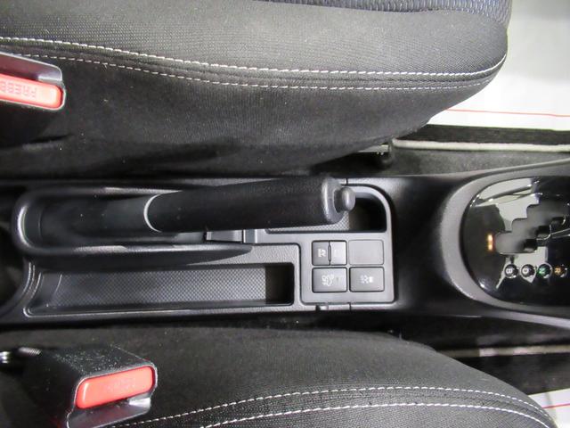 ヴィッツハイブリッドＦ　セーフティーエディションオートライト　キーフリー　電動格納式ドアミラー　エアコン　パワーステアリング　パワーウィンドウ　運転席エアバッグ　ＡＢＳ　ティーゼットデオプラス（岡山県）の中古車