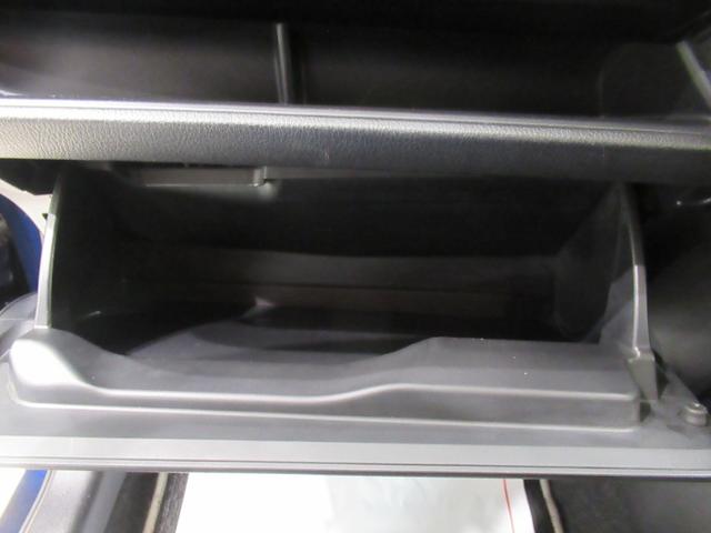 ヴィッツハイブリッドＦ　セーフティーエディションオートライト　キーフリー　電動格納式ドアミラー　エアコン　パワーステアリング　パワーウィンドウ　運転席エアバッグ　ＡＢＳ　ティーゼットデオプラス（岡山県）の中古車