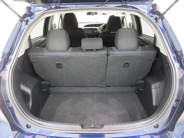 ヴィッツハイブリッドＦ　セーフティーエディションオートライト　キーフリー　電動格納式ドアミラー　エアコン　パワーステアリング　パワーウィンドウ　運転席エアバッグ　ＡＢＳ　ティーゼットデオプラス（岡山県）の中古車