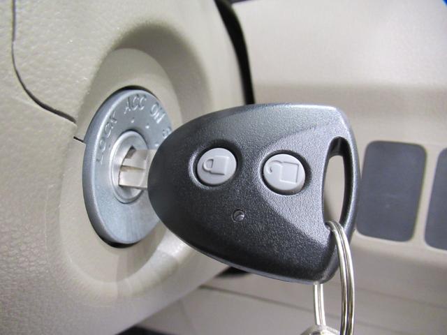 ミラXスペシャルMT5速 キーレスエントリー CDチューナー エアコン パワーステアリング パワーウィンドウ 運転席エアバッグ ABS ティーゼットデオプラス(岡山県)の中古車