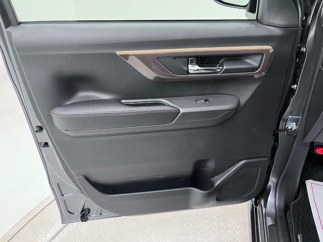 ムーヴＧパノラマモニター　１０インチナビ　ドライブレコーダー　左側パワースライドドア　ＵＳＢ入力端子　Ｂｌｕｅｔｏｏｔｈ　オートライト　キーフリー　アイドリングストップ　ティーゼットデオプラス（岡山県）の中古車