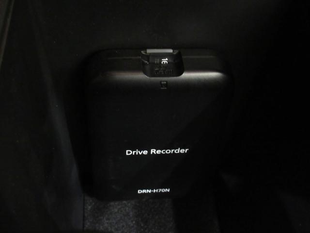 ロッキーＧシートヒーター　オートライト　キーフリー　アイドリングストップ　ＵＳＢ入力端子　衝突被害軽減システム　レーンアシスト　オートマチックハイビーム　ティーゼットデオプラス（岡山県）の中古車