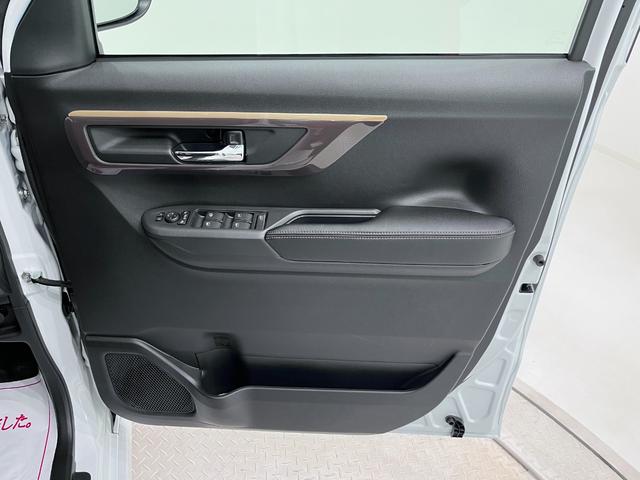 ムーヴＧパノラマモニター　１０インチナビ　ドライブレコーダー　左側パワースライドドア　ＵＳＢ入力端子　Ｂｌｕｅｔｏｏｔｈ　オートライト　キーフリー　アイドリングストップ　ティーゼットデオプラス（岡山県）の中古車