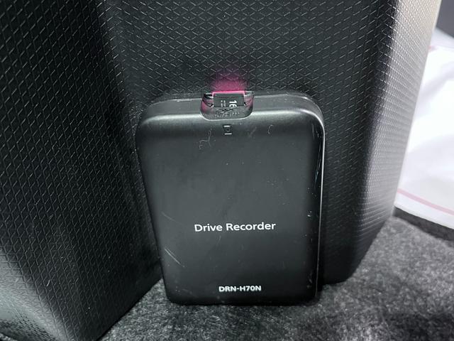 タントＸセレクションシートヒーター　左側パワースライドドア　オートライト　キーフリー　アイドリングストップ　バックモニター　ナビ　ドライブレコーダー　ＵＳＢ入力端子　Ｂｌｕｅｔｏｏｔｈ　ティーゼットデオプラス（岡山県）の中古車