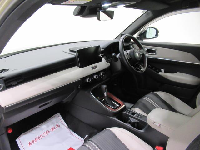 ヴェゼルｅ：ＨＥＶ　ＰＬａＹシートヒーター　オートライト　キーフリー　電動格納式ドアミラー　エアコン　パワーステアリング　パワーウィンドウ　運転席エアバッグ　ＡＢＳ　ティーゼットデオプラス（岡山県）の中古車