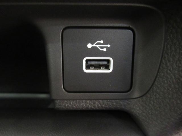 ヴェゼルｅ：ＨＥＶ　ＰＬａＹシートヒーター　オートライト　キーフリー　電動格納式ドアミラー　エアコン　パワーステアリング　パワーウィンドウ　運転席エアバッグ　ＡＢＳ　ティーゼットデオプラス（岡山県）の中古車