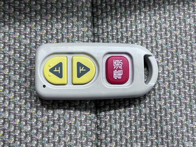 タントＬスローパー　ＳＡ２　リヤシート付仕様両側スライドドア　キーレスエントリー　アイドリングストップ　電動格納式ドアミラー　衝突被害軽減システム　レーンアシスト　福祉車両　ティーゼットデオプラス（岡山県）の中古車