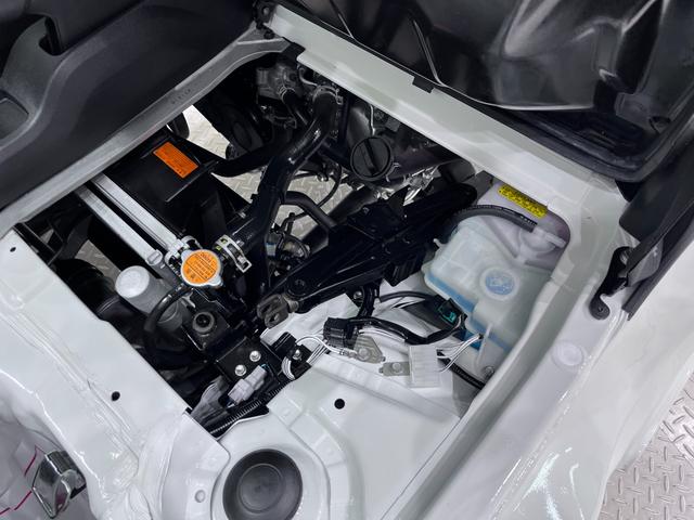 ハイゼットトラックスタンダード４ＷＤ　ＡＭ／ＦＭラジオ　オートライト　アイドリングストップ　衝突被害軽減システム　レーンアシスト　オートマチックハイビーム　ティーゼットデオプラス（岡山県）の中古車