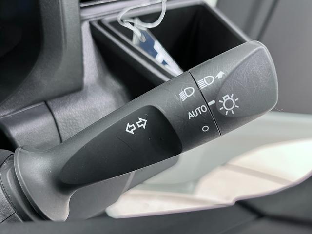 ハイゼットトラックスタンダード４ＷＤ　ＡＭ／ＦＭラジオ　オートライト　アイドリングストップ　衝突被害軽減システム　レーンアシスト　オートマチックハイビーム　ティーゼットデオプラス（岡山県）の中古車