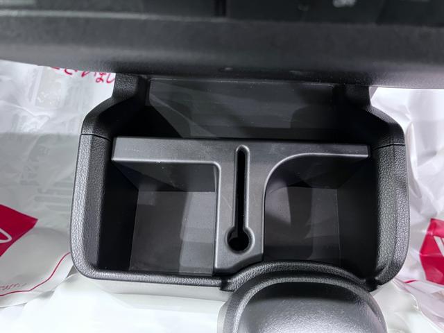 ハイゼットトラックスタンダード４ＷＤ　ＡＭ／ＦＭラジオ　オートライト　アイドリングストップ　衝突被害軽減システム　レーンアシスト　オートマチックハイビーム　ティーゼットデオプラス（岡山県）の中古車