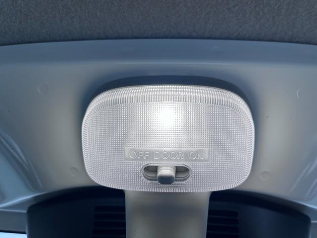 ハイゼットトラックスタンダード４ＷＤ　ＡＭ／ＦＭラジオ　オートライト　アイドリングストップ　衝突被害軽減システム　レーンアシスト　オートマチックハイビーム　ティーゼットデオプラス（岡山県）の中古車