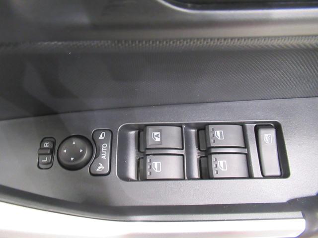 ロッキープレミアムＧ　ＨＥＶシートヒーター　オートライト　キーフリー　パノラマモニター　ディスプレイオーディオ　ＵＳＢ入力端子　Ｂｌｕｅｔｏｏｔｈ　衝突被害軽減システム　レーンアシスト　オートマチックハイビーム（岡山県）の中古車