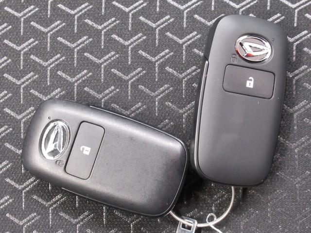 ロッキープレミアムＧ　ＨＥＶシートヒーター　オートライト　キーフリー　パノラマモニター　ディスプレイオーディオ　ＵＳＢ入力端子　Ｂｌｕｅｔｏｏｔｈ　衝突被害軽減システム　レーンアシスト　オートマチックハイビーム（岡山県）の中古車