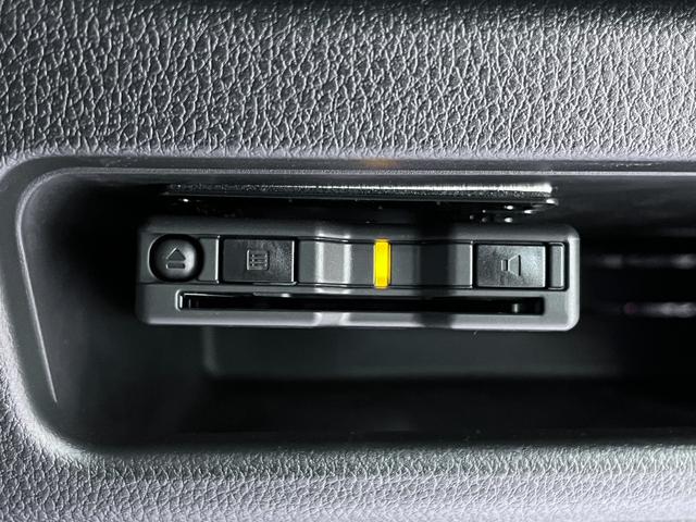 ムーヴキャンバスストライプスＧターボパノラマモニター　７インチナビ　ドライブレコーダー　両側パワースライドドア　シートヒーター　ＵＳＢ入力端子　Ｂｌｕｅｔｏｏｔｈ　ホッとカップホルダー　オートライト　キーフリー　エコアイドル非装着車（岡山県）の中古車