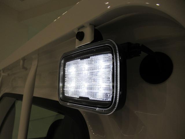 ハイゼットトラックスタンダード　農用スペシャル４ＷＤ　ＡＭ／ＦＭラジオ　荷台作業灯　オートライト　アイドリングストップ　衝突被害軽減システム　レーンアシスト　オートマチックハイビーム　ティーゼットデオプラス（岡山県）の中古車