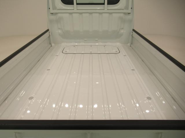 ハイゼットトラックスタンダード　農用スペシャル４ＷＤ　ＡＭ／ＦＭラジオ　荷台作業灯　オートライト　アイドリングストップ　衝突被害軽減システム　レーンアシスト　オートマチックハイビーム　ティーゼットデオプラス（岡山県）の中古車