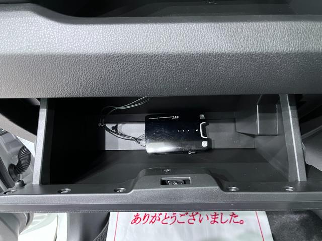 ムーヴＧパノラマモニター　１０インチナビ　ドライブレコーダー　左側パワースライドドア　ＵＳＢ入力端子　Ｂｌｕｅｔｏｏｔｈ　オートライト　キーフリー　アイドリングストップ　ティーゼットデオプラス（岡山県）の中古車