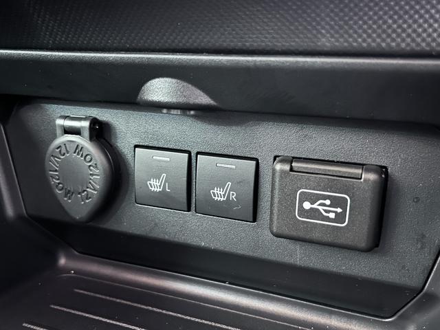 ロッキープレミアムＧ　ＨＥＶパノラマモニター　７インチナビ　ドライブレコーダー　シートヒーター　ＵＳＢ入力端子　Ｂｌｕｅｔｏｏｔｈ　オートライト　キーフリー　ティーゼットデオプラス（岡山県）の中古車