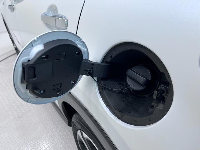 ロッキープレミアムＧ　ＨＥＶパノラマモニター　７インチナビ　ドライブレコーダー　シートヒーター　ＵＳＢ入力端子　Ｂｌｕｅｔｏｏｔｈ　オートライト　キーフリー　ティーゼットデオプラス（岡山県）の中古車