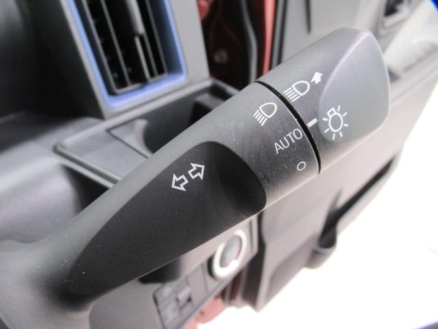 タントＸシートヒーター　左側パワースライドドア　オートライト　キーフリー　アイドリングストップ　ＣＤチューナー　ＵＳＢ入力端子　衝突被害軽減システム　レーンアシスト　オートマチックハイビーム（岡山県）の中古車