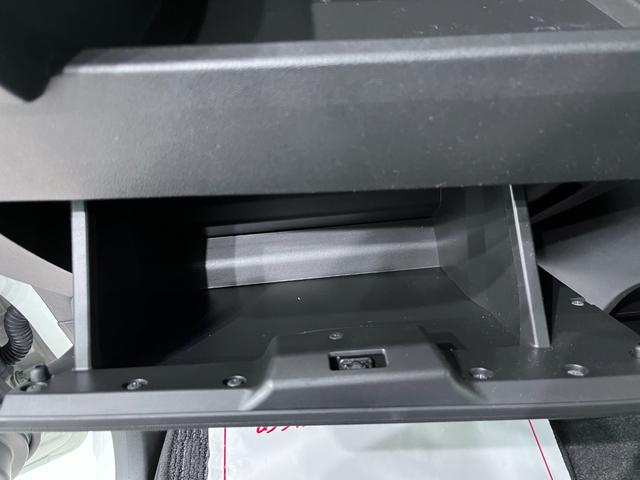 ウェイクＬ　ＳＡ両側パワースライドドア　オートライト　キーフリー　アイドリングストップ　電動格納式ドアミラー　衝突被害軽減システム　エアコン　パワーステアリング　パワーウィンドウ　運転席エアバッグ　ＡＢＳ（岡山県）の中古車