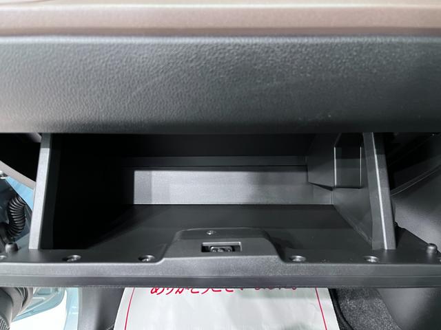 ムーヴキャンバスセオリーＧパノラマモニター　１０インチナビ　両側パワースライドドア　シートヒーター　ＵＳＢ入力端子　Ｂｌｕｅｔｏｏｔｈ　ホッとカップホルダー　オートライト　キーフリー　アイドリングストップ（岡山県）の中古車