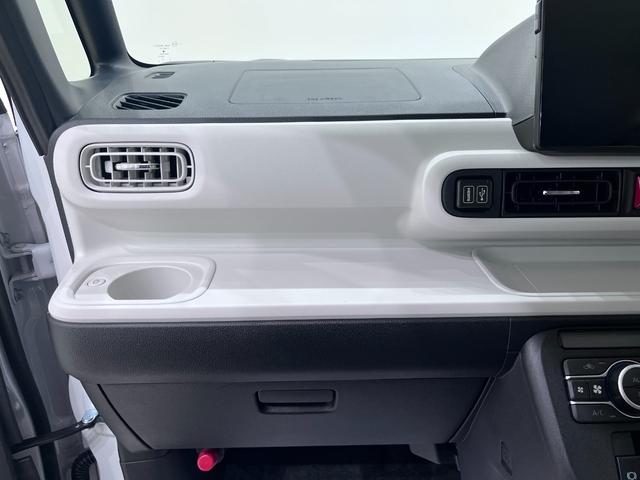 ムーヴキャンバスストライプスＧバックモニター　１０インチナビ　両側パワースライドドア　シートヒーター　ＵＳＢ入力端子　Ｂｌｕｅｔｏｏｔｈ　ホッとカップホルダー　オートライト　キーフリー　アイドリングストップ　ティーゼットデオプラス（岡山県）の中古車