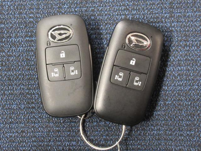 ムーヴキャンバスセオリーＧバックモニター　１０インチナビ　両側パワースライドドア　シートヒーター　ＵＳＢ入力端子　Ｂｌｕｅｔｏｏｔｈ　ホッとカップホルダー　オートライト　キーフリー　アイドリングストップ（岡山県）の中古車