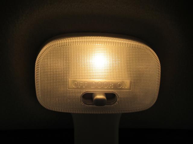 ＮＶ１００クリッパーバンＧＸＭＴ５速　両側スライドドア　オートライト　キーレスエントリー　電動格納式ドアミラー　ＵＳＢ入力端子　エアコン　パワーステアリング　パワーウィンドウ　運転席エアバッグ　ＡＢＳ　ティーゼットデオプラス（岡山県）の中古車