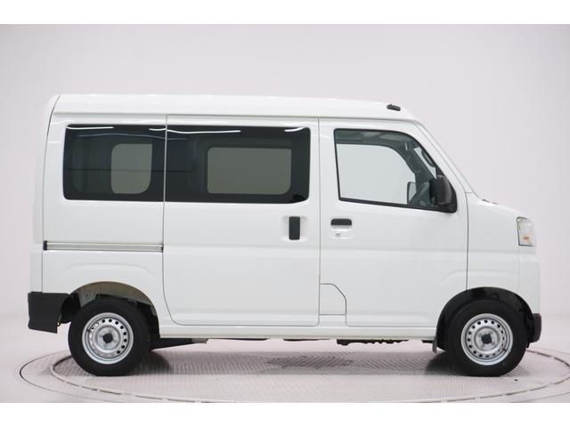 ハイゼットカーゴデラックス４ＷＤ　ＡＭ／ＦＭラジオ　両側スライドドア　オートライト　キーレスエントリー　アイドリングストップ　衝突被害軽減システム　レーンアシスト　オートマチックハイビーム　ティーゼットデオプラス（岡山県）の中古車