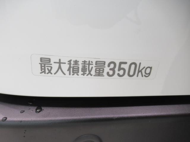ハイゼットカーゴデラックス４ＷＤ　ＡＭ／ＦＭラジオ　両側スライドドア　オートライト　キーレスエントリー　アイドリングストップ　衝突被害軽減システム　レーンアシスト　オートマチックハイビーム　ティーゼットデオプラス（岡山県）の中古車